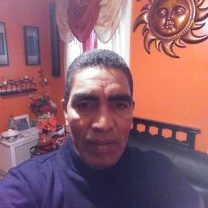 Meet your Posher, Cesar ernesto